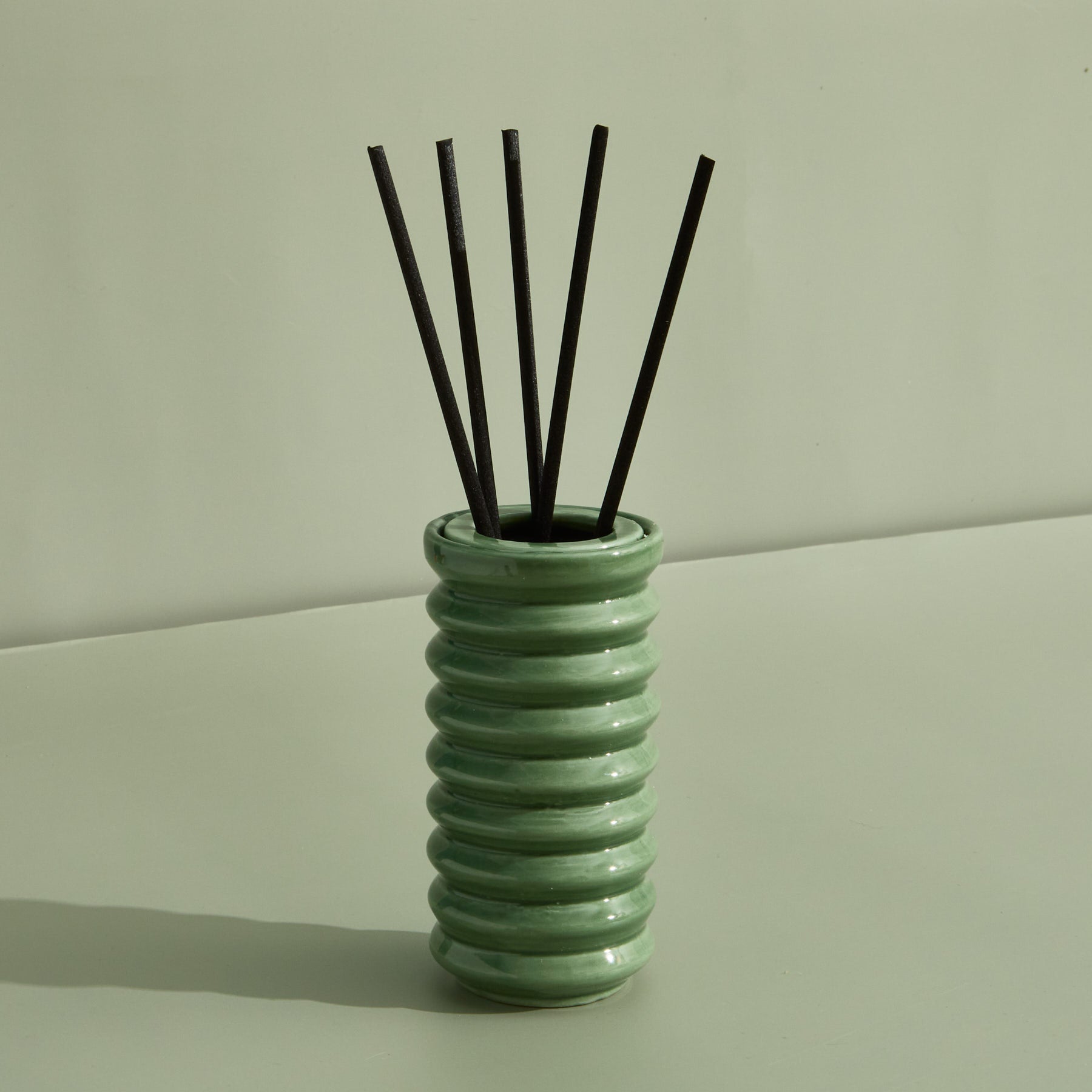 Contemporary Kiln Olive Diffuser