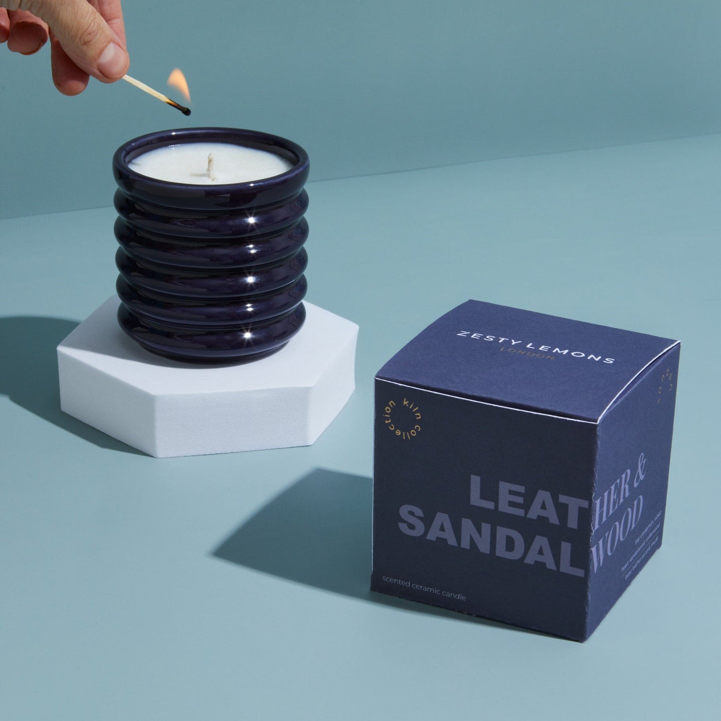 Contemporary Kiln Navy Candle - Leather & Sandalwood