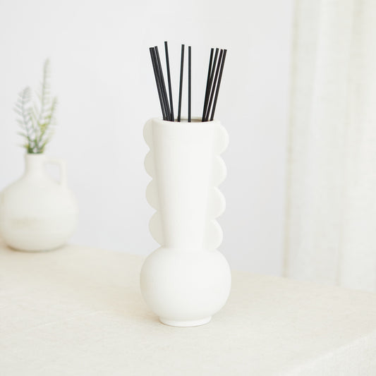 Scandi: Oslo Bjerke Statement Reed Diffuser - Activated Charcoal & Matcha
