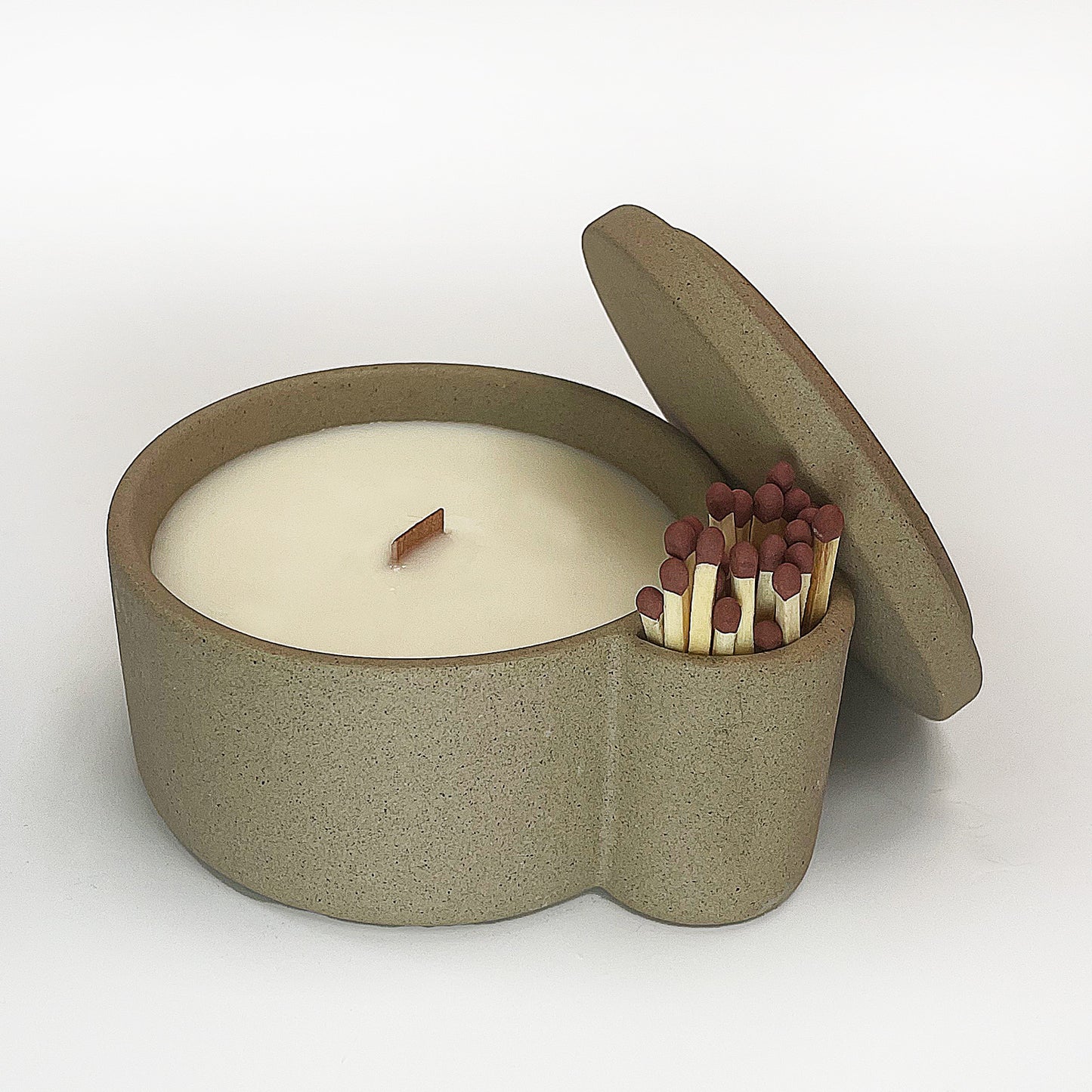 Scandi: Nude Matte Ceramic Candle with Match Holder - Lemon & Lavender